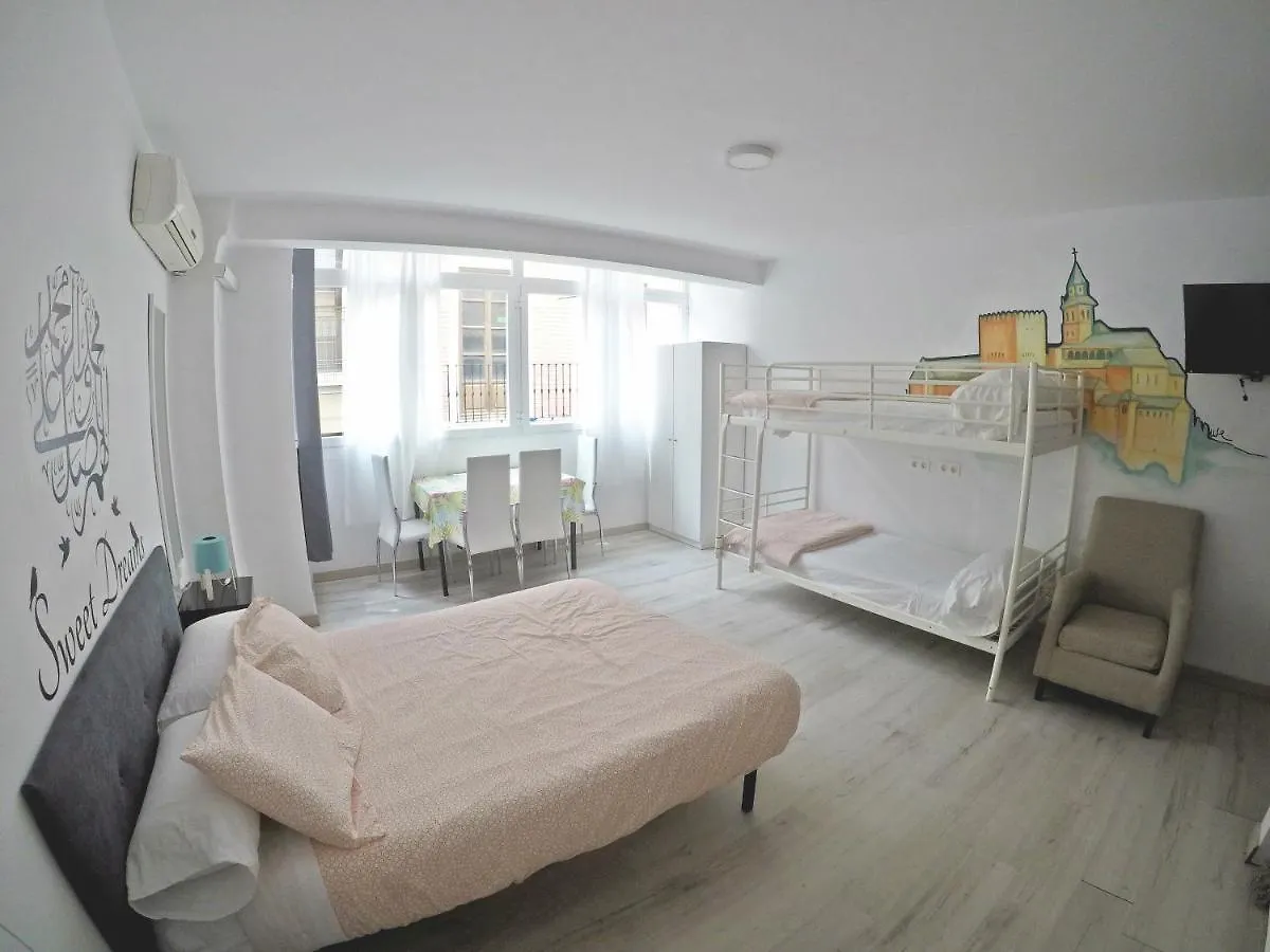 Apartment Mesonhomes Suites Center - Stay & Work Granada
