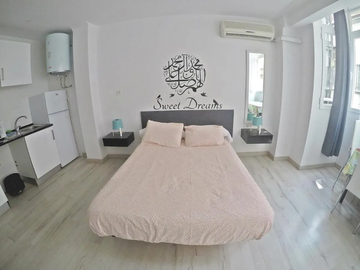 Mesonhomes Suites Center - Stay & Work Granada Spain