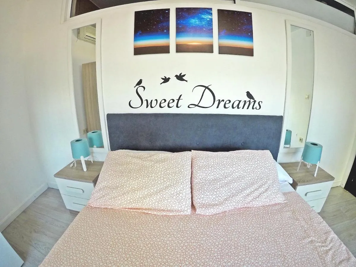 Mesonhomes Suites Center - Stay & Work Granada