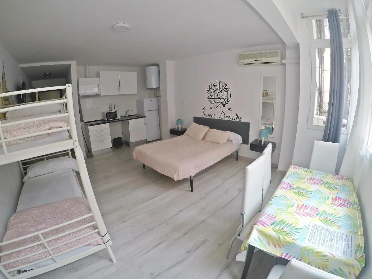 Mesonhomes Suites Center - Stay & Work Granada