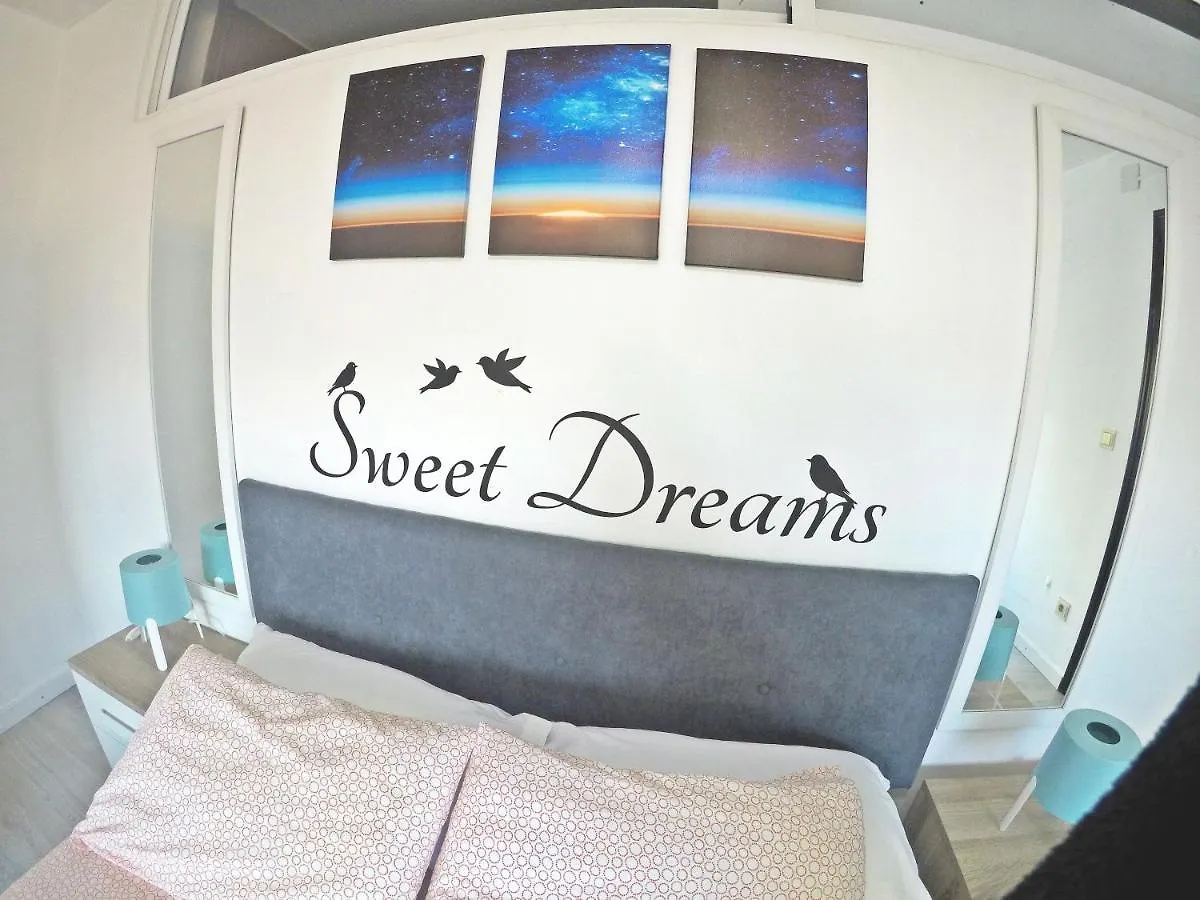 Mesonhomes Suites Center - Stay & Work Granada 0*,  Spain