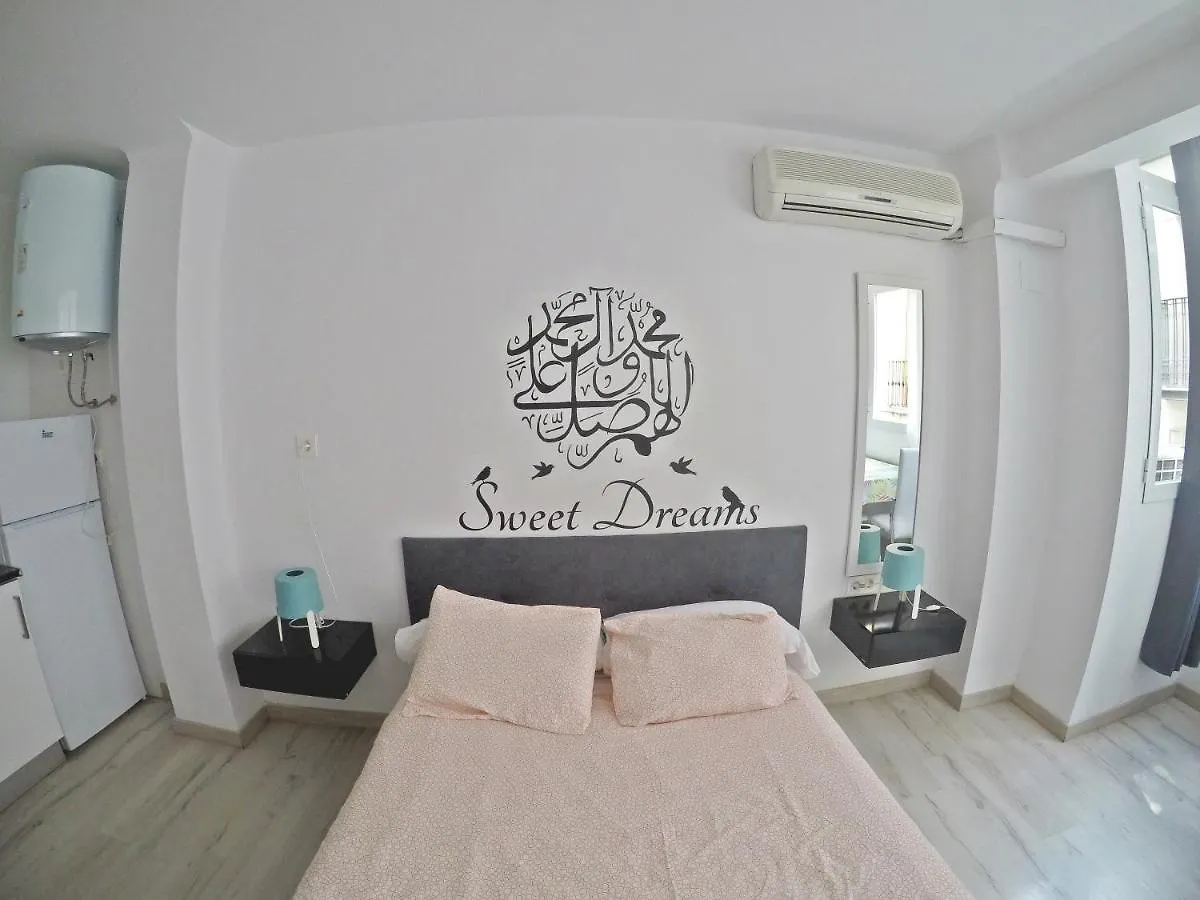Mesonhomes Suites Center - Stay & Work Granada 0*,