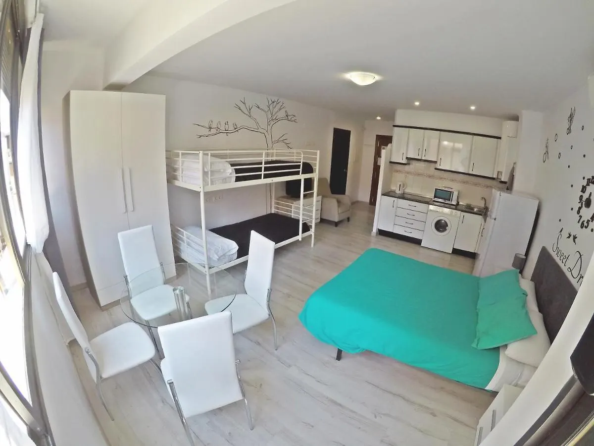 Mesonhomes Suites Center - Stay & Work Granada